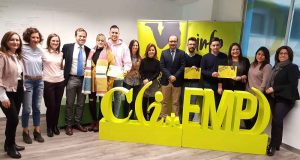 Murcia premia una marca de ropa, una plataforma de venta online y un proyecto de cría de moscas para hacer harina