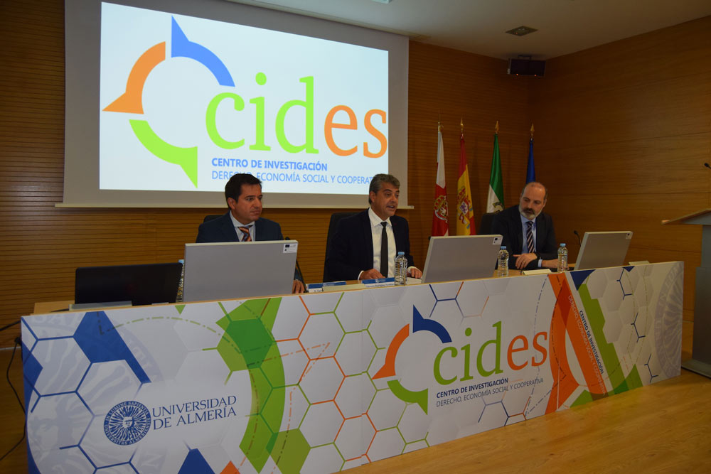 Carlos Vargas, Carmelo Rodríguez y David Uclés en la primera actividad de CIDES. 