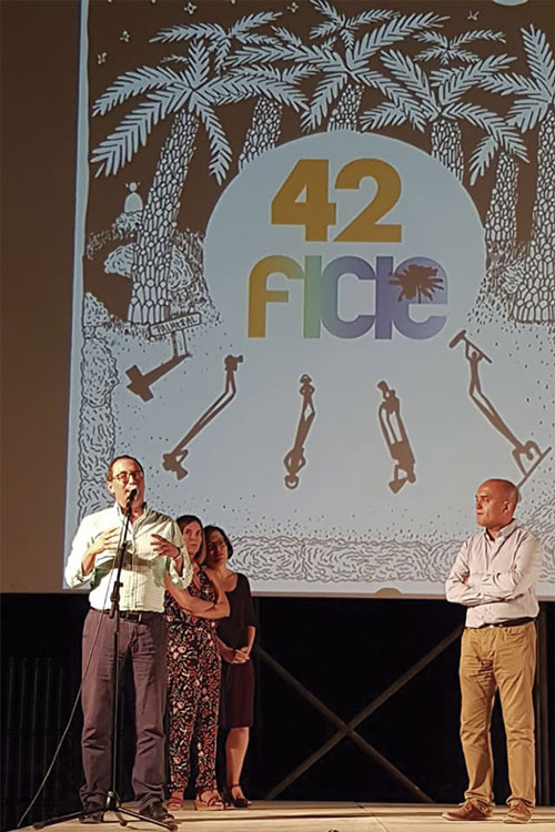 Decano de Filosofía y Letras de Alicante, Juan Mesa, y el director del Festival de Elche, Vicente Sanchís.