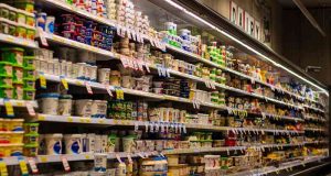 El consumo de ultraprocesados durante el embarazo se relaciona con una mayor ingesta de estos alimentos en la infancia