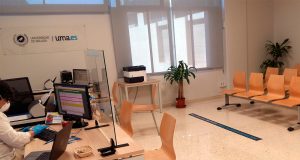 Los centros de la UMA abren sus puertas con el personal imprescindible