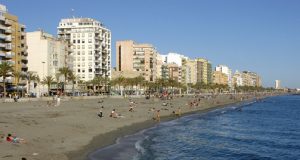 La UAL lanza unos premios a trabajos académicos que ayuden a reducir a la estacionalidad turística