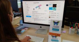 ¿Cómo se desenvuelven la universidades en la era de la comunicación digital?