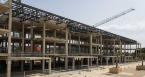La UAL acelera las obras en el campus por la ausencia de estudiantes