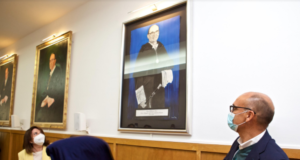El retrato de Manuel Palomar completa la galería de rectores de la UA
