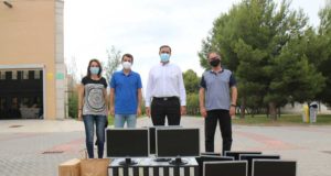La Universidad de Alicante dona material informático usado a entidades sociales y centros educativos