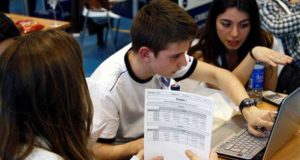 Más de 1.600 jóvenes andaluces compiten por convertirse en los mejores empresarios virtuales de España