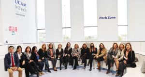 La Cátedra de la Mujer de la UCAM reconoce el valor de las ucranianas en la defensa de su país