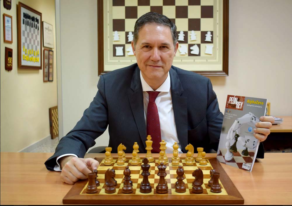 Madrid aúna el ajedrez y San Fermín en un espectáculo de partidas