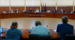 La UHU da el primer paso para la implantación de Medicina