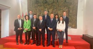 La UCLM favorecerá el acceso a sus estudios a jóvenes tutelados por la Administración