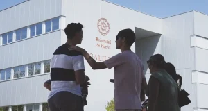 Universidad y Ayuntamiento de Huelva crean nueve becas para facilitar el acceso al posgrado de los mejores expedientes de la UHU