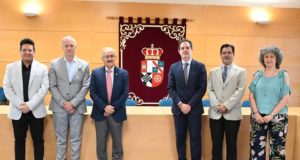 La Católica de Santiago de Guayaquil de Ecuador se interesa por el programa de mayores de la UCLM