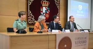 Un curso de verano de la UCLM debate sobre la situación de los policías con estatuto militar