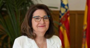 Amparo Navarro, doctora honoris causa por la brasileña Universidad del Vale Do Itajaí