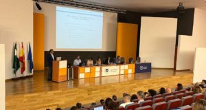 El defensor universitario de la UMA llama la atención por el aumento de conflictos que de las redes y pasan a las aulas