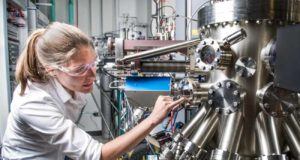 Las malas praxis en investigación denunciadas por la CRUE que lastran el prestigio de la ciencia española