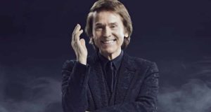 Raphael, será investido como honoris causa por la Universidad de Jaén