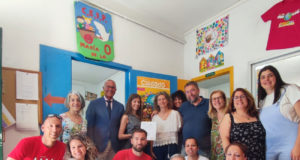 Estudiantes de Medicina de la UMA vigilan la salud de los niños de un barrio desfavorecido de Málaga