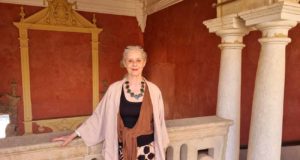 La actriz Vicky Peña clausura la Escuela de Teatro de la UNIA
