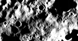 Las impresionantes imágenes de la Luna captadas por la cámara JANUS en su primer vuelo