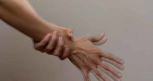 La combinación de fisioterapia y psicología, una manera más efectiva para tratar los tics nerviosos