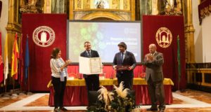 La UCAM concede su premio Líderes Sostenibilidad al presidente del Grupo HEFAME