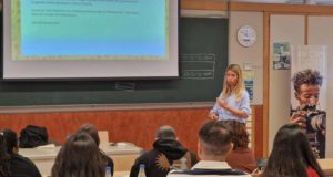 Medio centenar de estudiantes de la UCLM se forman en migración y comunicación