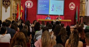La UCAM analiza en una jornada las estrategias para mejorar la atención a jóvenes con altas capacidades