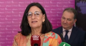 La UHU recibe un reconocimiento a la cooperación internacional en el Encuentro Hispano-Colombiano