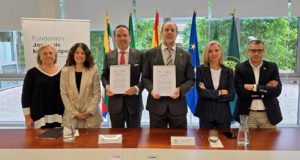 La UJA y la Fundación José Luis Martín López impulsarán becas e iniciativas de emprendimiento