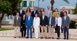 Elecciones UA: Amparo Navarro da a conocer quiénes la acompañarán en su carrera al Rectorado
