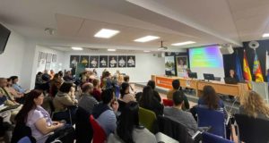 Elecciones UA: Amparo Navarro propone reducir la ratio de docente por estudiantes