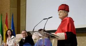 Antonio Garrigues, nuevo doctor honoris causa por la Universidad de Almería