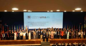Casi un centenar de profesores titulares y catedráticos de la UMA toman posesión de su cargo