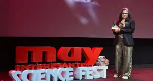 La catedrática de Genética de la UMA, Ana Grande, galardonada en los Premios Mujeres Científicas