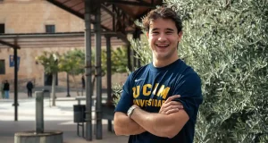 La UCAM ficha al instagramer Quique Mira que hará de embajador de la universidad