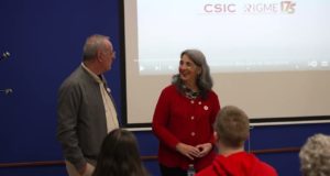 La directora del IGME visitó la UHU para ofrecer un recorrido por los 175 años de esta institución científica