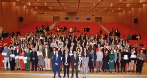 La UAL distingue a sus profesionales que llevan 25 años en la institución y quienes se jubilan este año