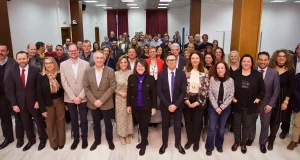 Amparo Navarro anuncia que la próxima semana se reunirá con Mazón para planificar las prácticas de Medicina