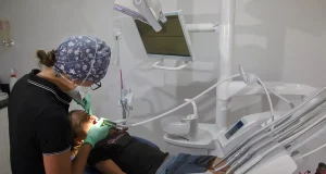 Las frutas que debe tomar para prevenir la caries