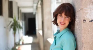 La escritora Irene Vallejo será investida doctora ‘honoris causa’ por la UNED