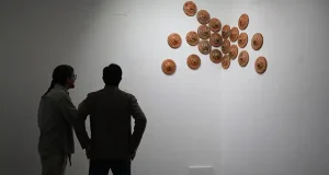 Un homenaje al personal sanitario de la pandemia en la nueva exposición de la sala ACUA de Cuenca