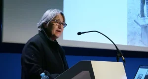 La premio Pritzker, Anne Lacaton, visita la Escuela de Arquitectura de la UMA