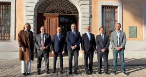 La UCLM y Bayer crean la Cátedra de Inteligencia Artificial aplicada a la Salud