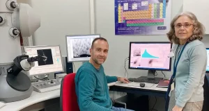 Usan este conocido gas para rellenar nanoporos de metales para nuevos dispositivos ópticos