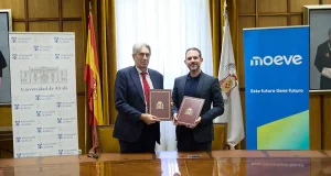 La Universidad de Alcalá y Moeve crean una cátedra para digitalizar el sector energético