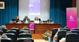 Humanidades de la UHU analiza en un seminario el robo de bebés y la represión institucional