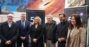 El mural con el que el Instituto de Astrofísica de Andalucía celebra sus 50 años de actividad