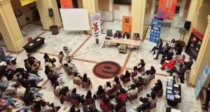 La UHU impulsa los contactos entre empresas y estudiantes de Empresariales y Turismo